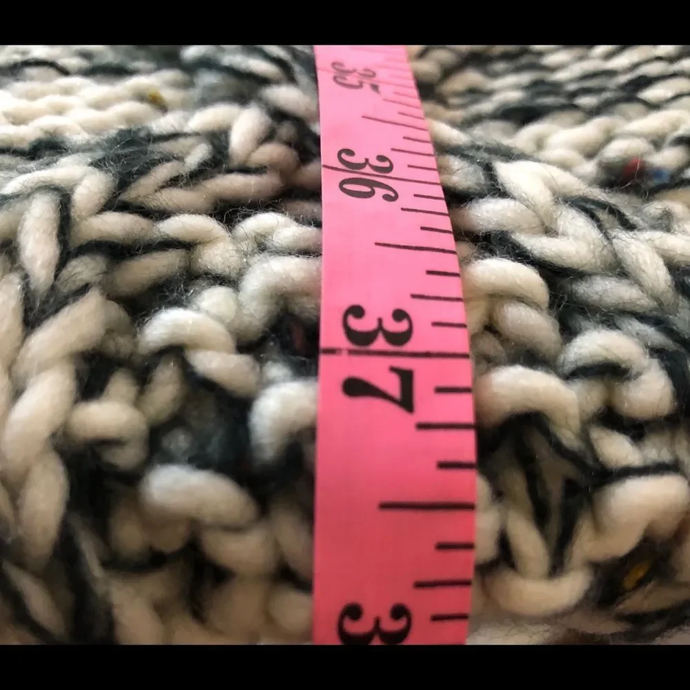 Loft cable knit marble infinity warm comfy timeless scarf black and white